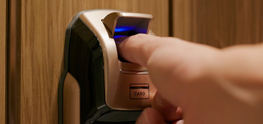 Locksmith Company For Window Lock Installation in Corona, California